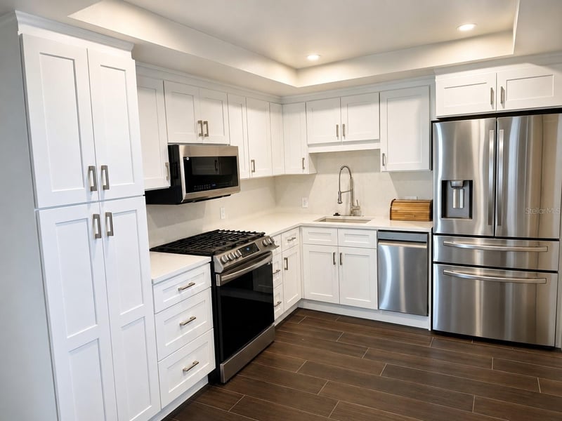 1847 Shore Dr #101, St Petersburg, FL 33707
