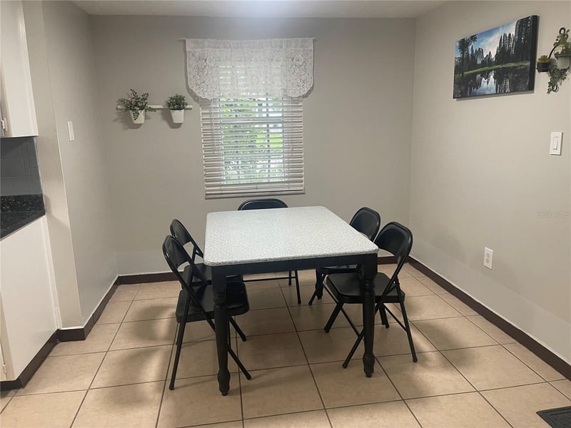 8415 Gomez Ave, Tampa, FL 33614