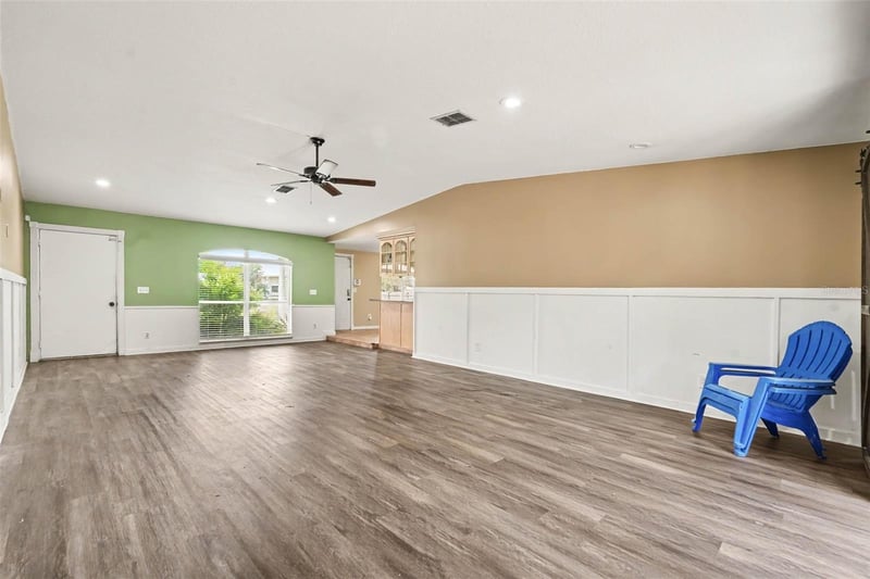 805 College Ave, Ruskin, FL 33570