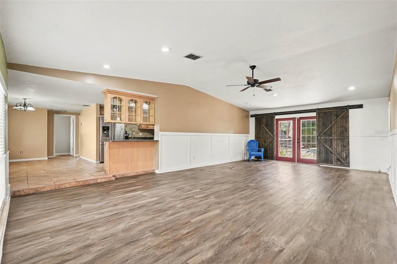 805 College Ave, Ruskin, FL 33570
