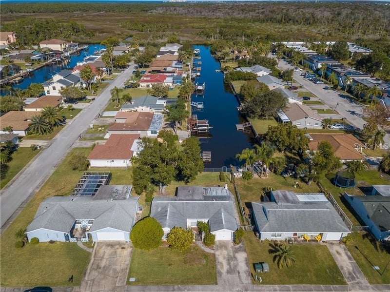 6125 Seabreeze Dr, Port Richey, FL 34668