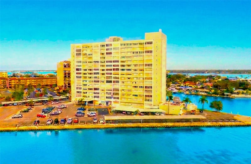 31 Island Way #703, Clearwater Beach, FL 33767