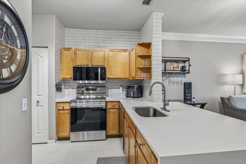 4207 S Dale Mabry Hw #8308, Tampa, FL 33611