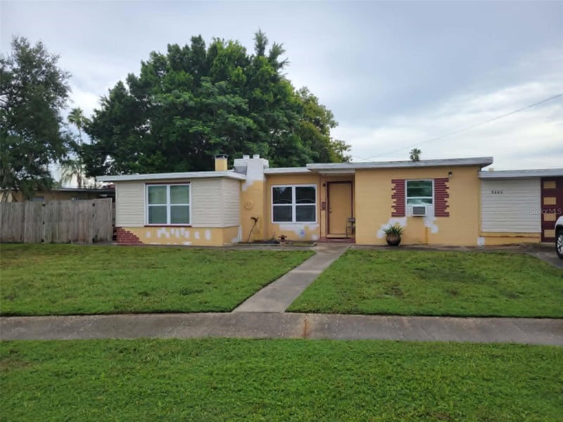 8446 Waverly Rd, St Petersburg, FL 33702