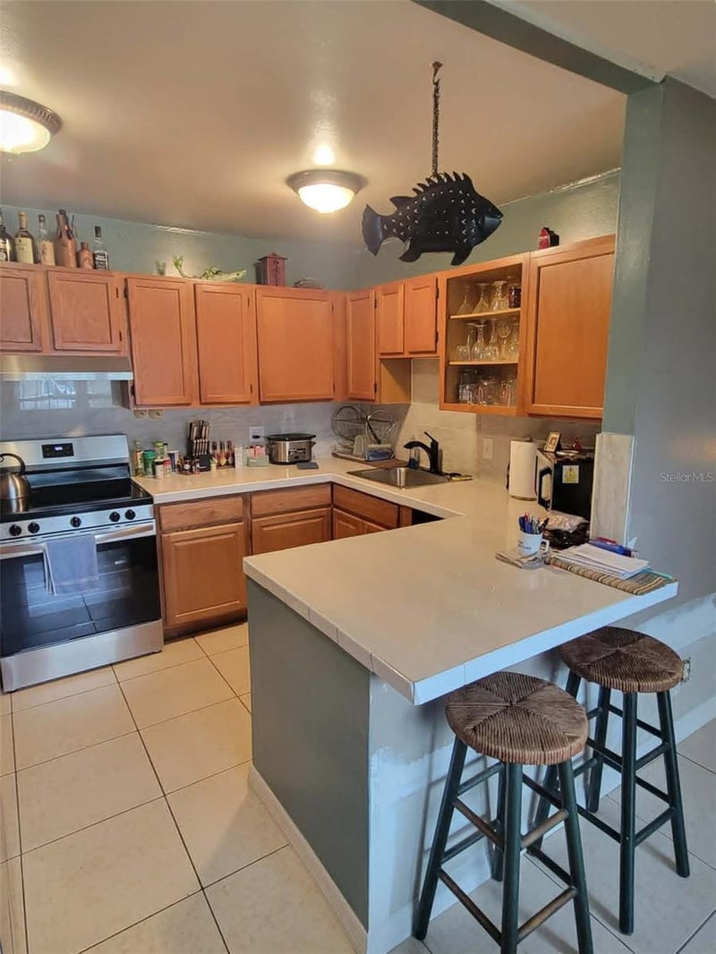 8446 Waverly Rd, St Petersburg, FL 33702