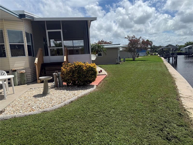 138 Saint Thomas Cir, Apollo Beach, FL 33572