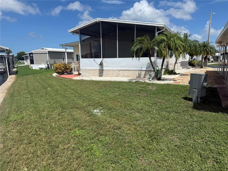 138 Saint Thomas Cir, Apollo Beach, FL 33572