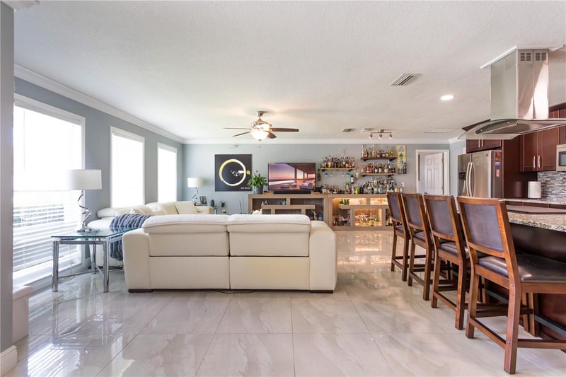 2198 Oak Grove Dr, Clearwater, FL 33764