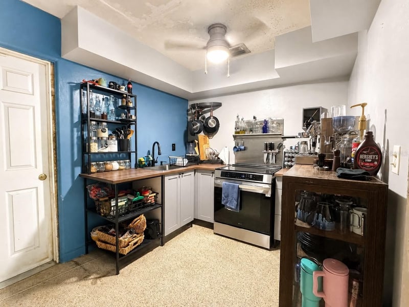 3465 80th St, St Petersburg, FL 33710
