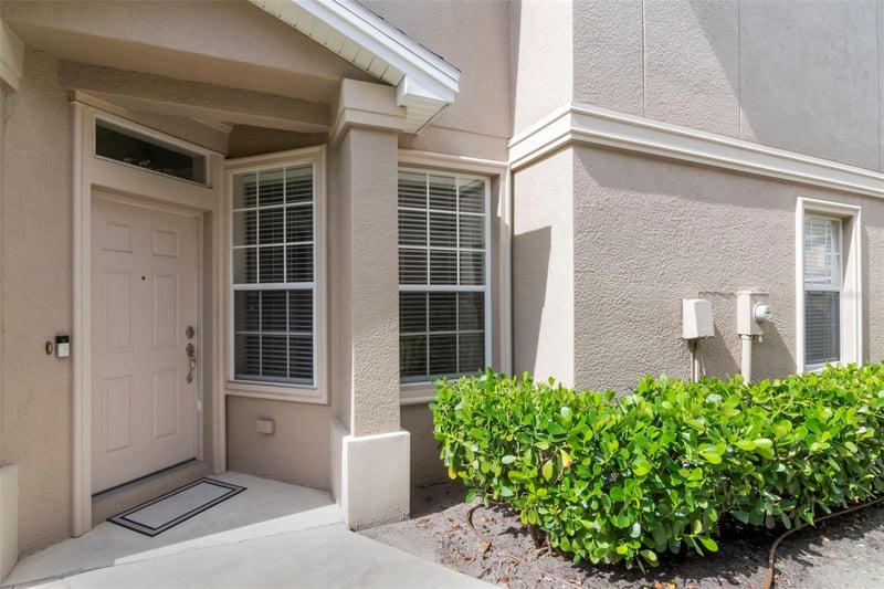 4111 Bismarck Palm Dr, Tampa, FL 33610