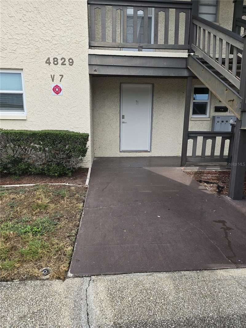 4829 Onyx Ln #101, New Port Richey, FL 34652