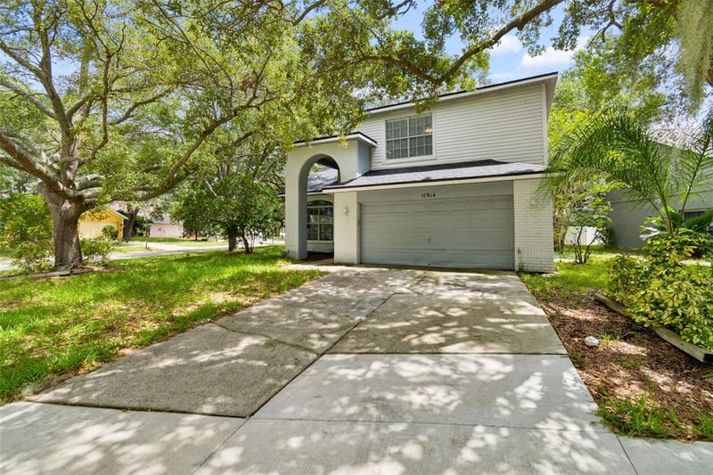 12914 Longcrest Dr, Riverview, FL 33579