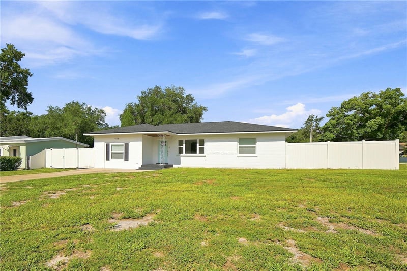 9708 Forest Hills Dr, Tampa, FL 33612