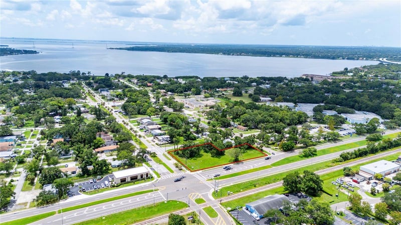 205 Chestnut St, Oldsmar, FL 34677