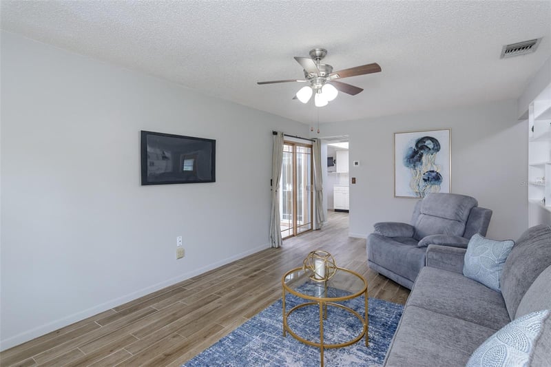 1139 Orange Tree Cir E #A, Palm Harbor, FL 34684