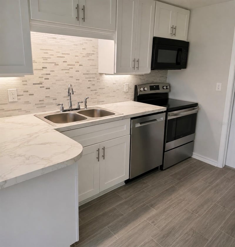 703 2nd Ave #B, Ruskin, FL 33570
