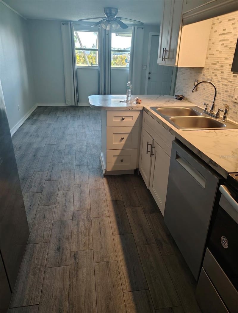 703 2nd Ave #B, Ruskin, FL 33570