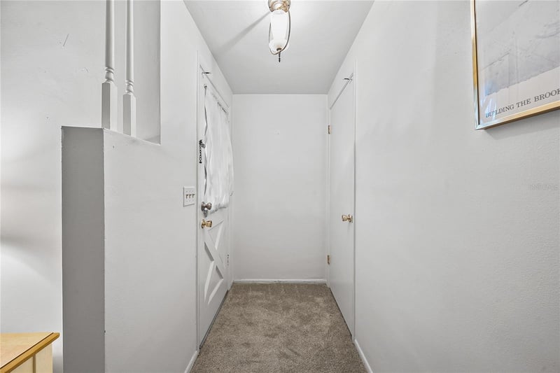 3410 Columbus Dr, Holiday, FL 34691