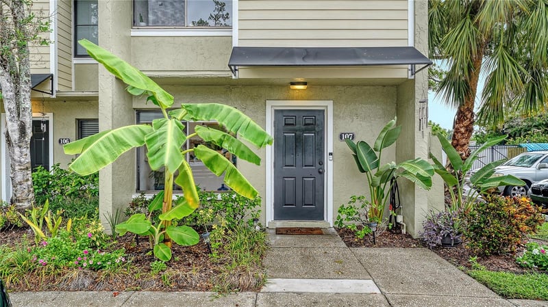 4906 25th St #107, Bradenton, FL 34207