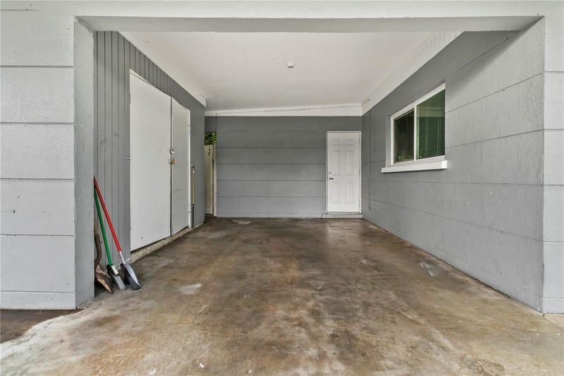 5711 21st St, Bradenton, FL 34207