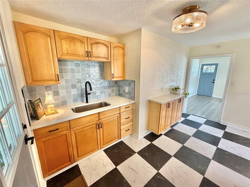 3530 51st Ave, St Petersburg, FL 33714