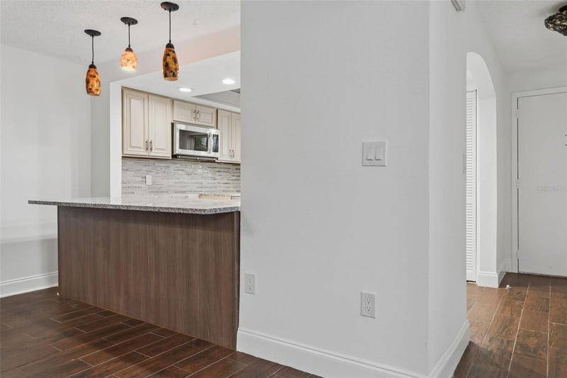 9920 Eagles Point Cir #2, Port Richey, FL 34668