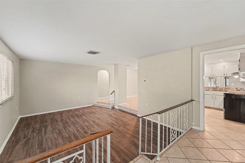 5751 Dolores Dr, Holiday, FL 34690