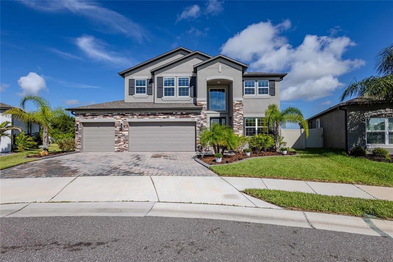 3195 King Fern Dr, Wimauma, FL 33598