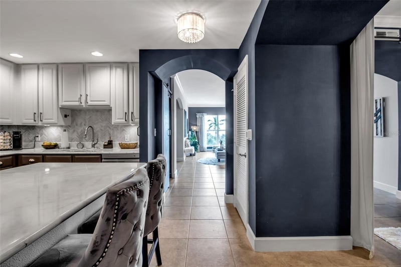 808 3rd Ave #307, Bradenton, FL 34205
