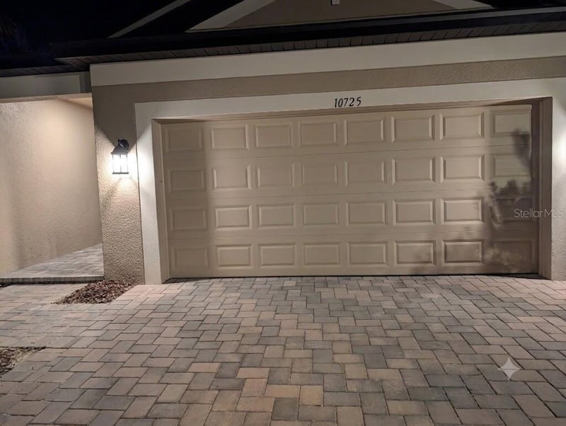 10725 New Morning Dr, Tampa, FL 33647