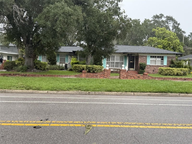 451 Davis Blvd, Tampa, FL 33606