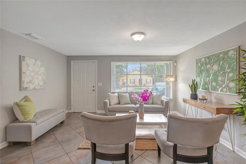 3908 Hanna Ave, Tampa, FL 33610