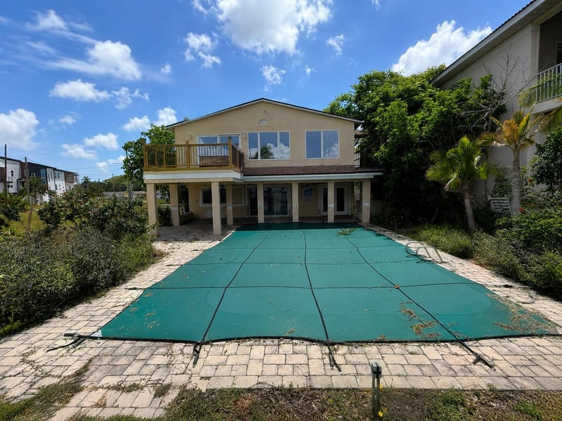 6111 Bayou Grande Blvd, St Petersburg, FL 33703