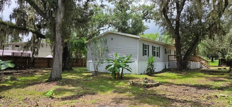5301 Royal Oak Dr, Tampa, FL 33610