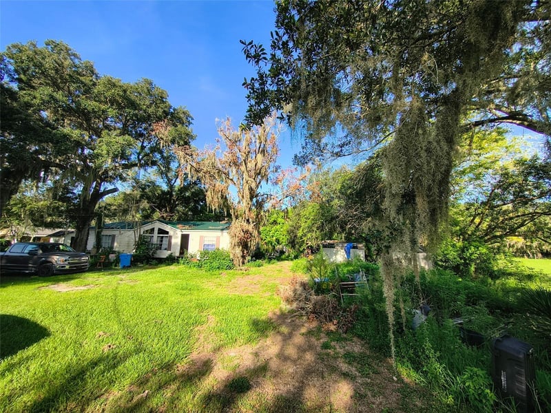 3609 Maxwell Rd, Plant City, FL 33566