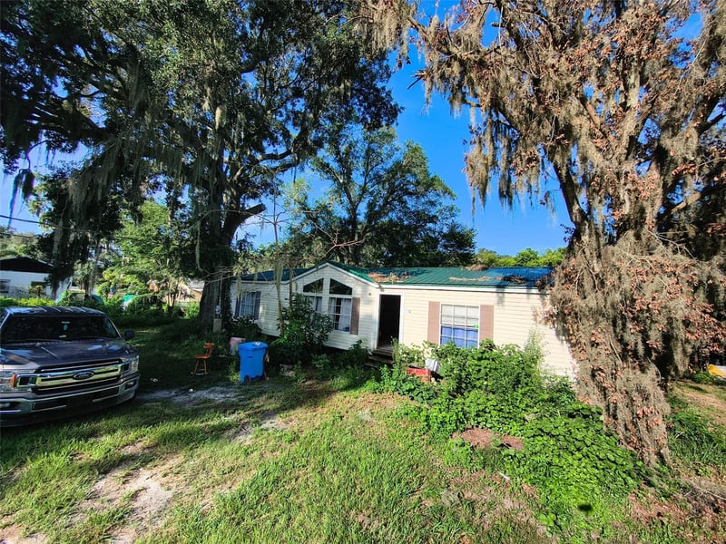3609 Maxwell Rd, Plant City, FL 33566