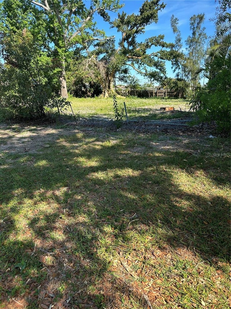4049 45th Ave, St Petersburg, FL 33714