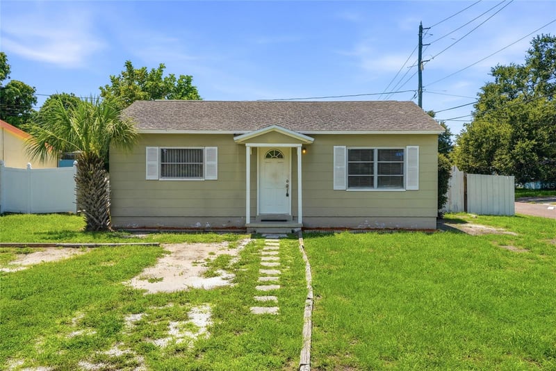 701 59th St, Gulfport, FL 33707