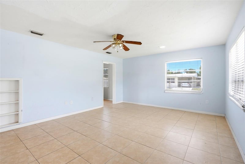 701 59th St, Gulfport, FL 33707