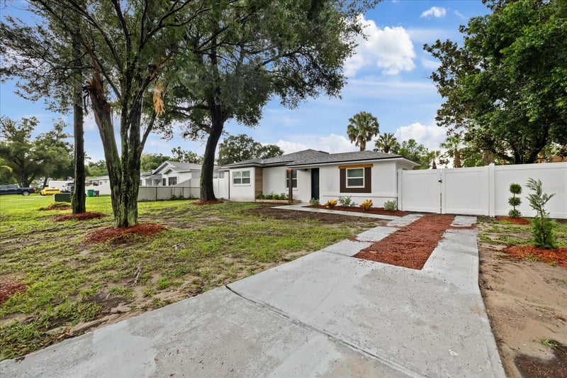 8730 Calder Pl, Tampa, FL 33604