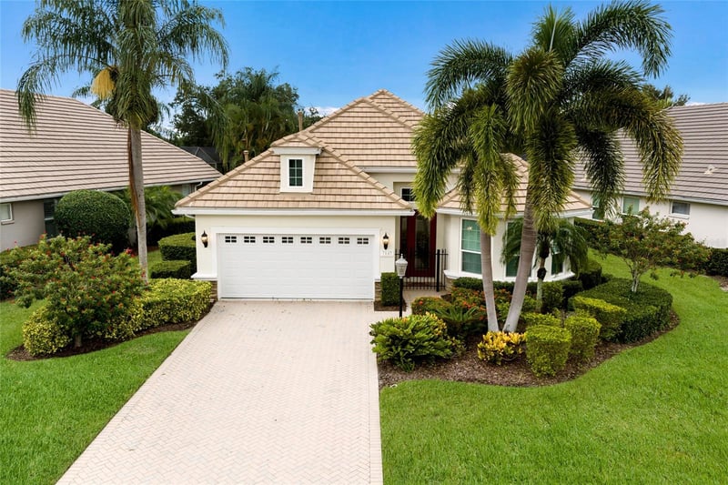7147 Sandhills Pl, Bradenton, FL 34202