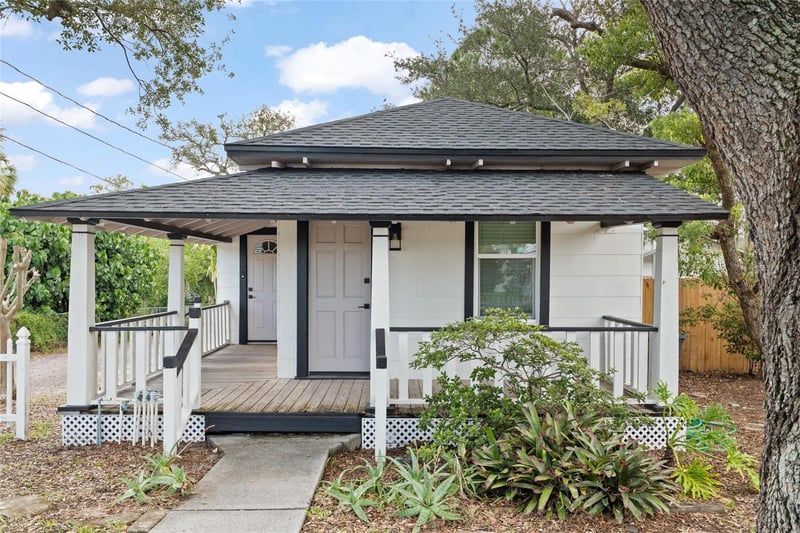 136 Ring Ave, Tarpon Springs, FL 34689