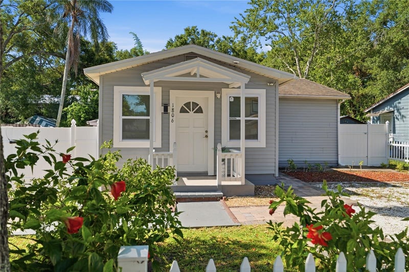 1806 W Kirby St, Tampa, FL 33604