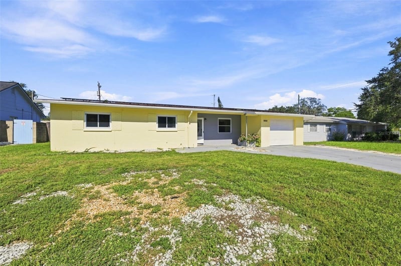 9810 54th St, Temple Terrace, FL 33617