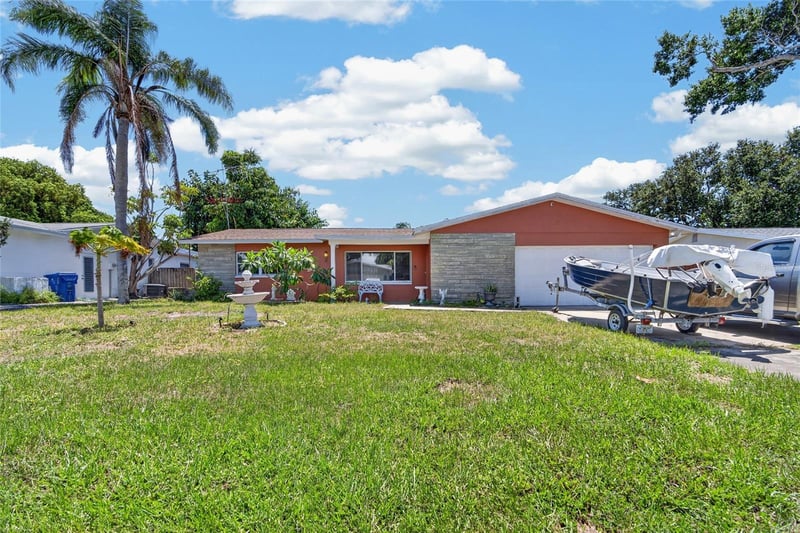 13920 88th Ave, Seminole, FL 33776