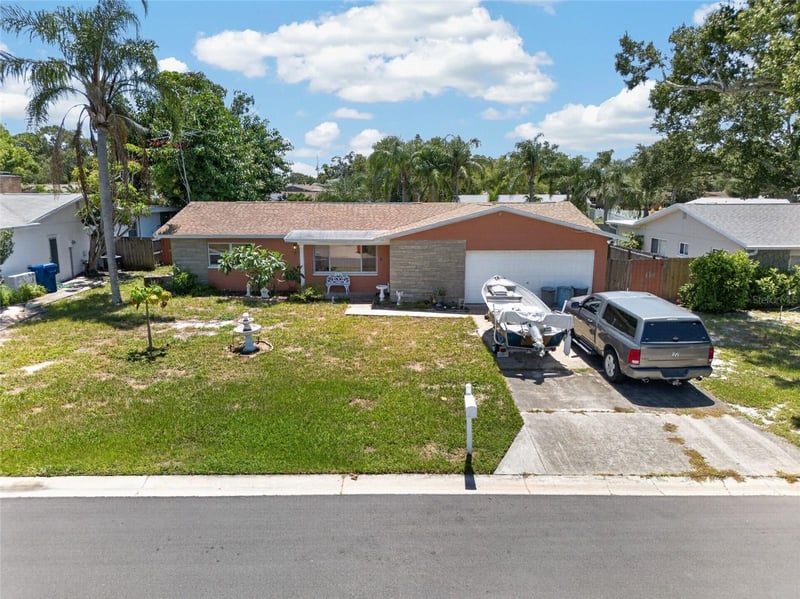 13920 88th Ave, Seminole, FL 33776