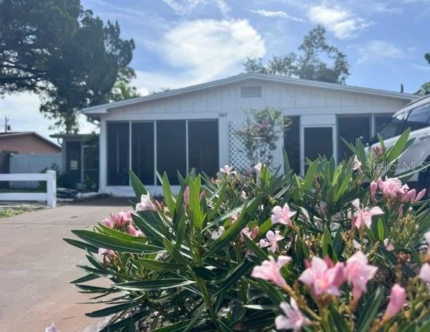 4805 21st St, Bradenton, FL 34207