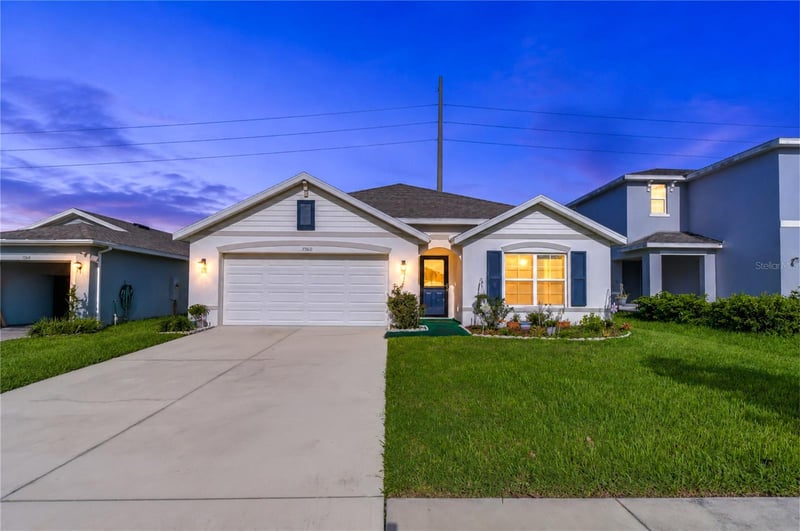 7760 Broad Pointe Dr, Zephyrhills, FL 33540
