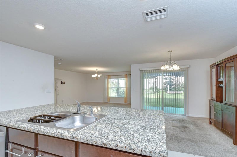 7760 Broad Pointe Dr, Zephyrhills, FL 33540