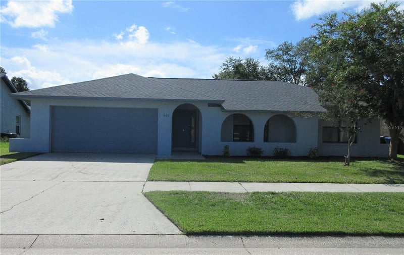1309 Windjammer Pl, Valrico, FL 33594